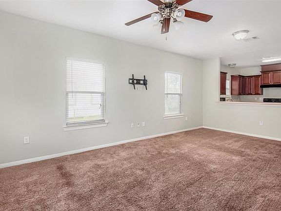5th image of 312 2nd St