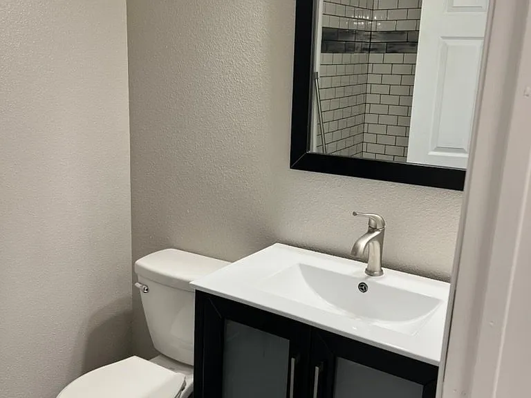 925 Columbia Rd #214 — Photo 11