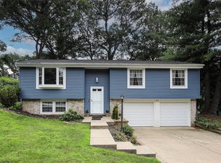577 Surfside Dr, Pittsburgh, PA