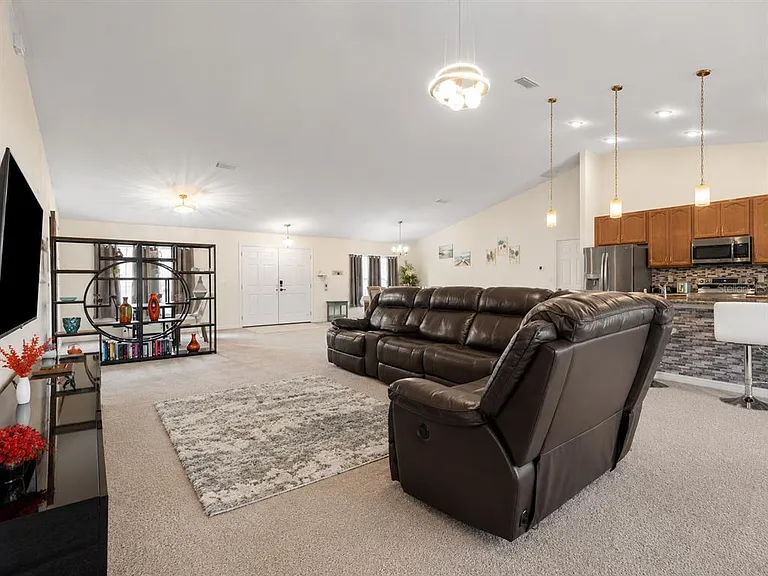 18 Bishop Ln — Photo 12