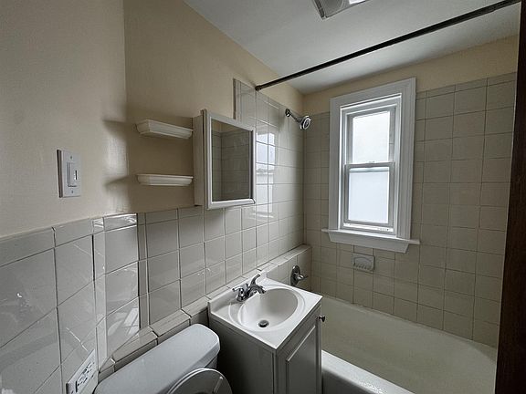 3rd image of 51 Granville Ave