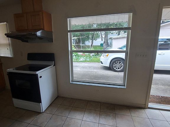 4th image of 230 E Plymouth Ave #2