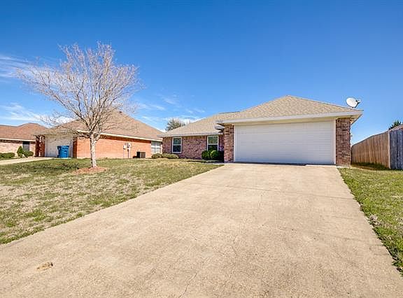 5th image of 1008 Woodside Ln