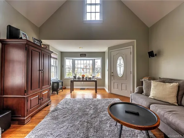 50 Exchange Place, Fairfield, CT 06824