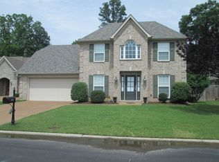 1694 Newton Oak Cir E, Memphis, TN 38117