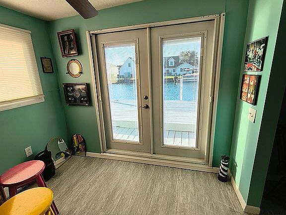 5th image of 7248 Aqua Isle