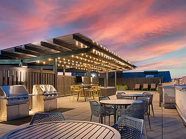 The Esquire on Fifth