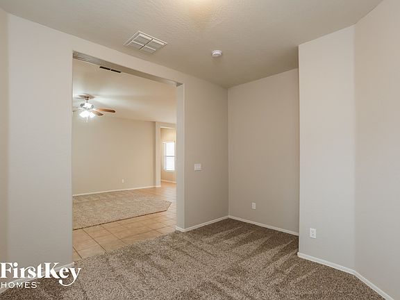 4th image of 8913 W Hess St