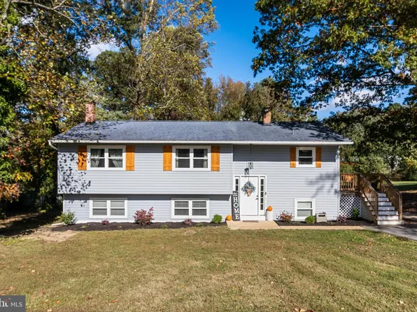 24440 Morgan Rd, Hollywood, MD 20636