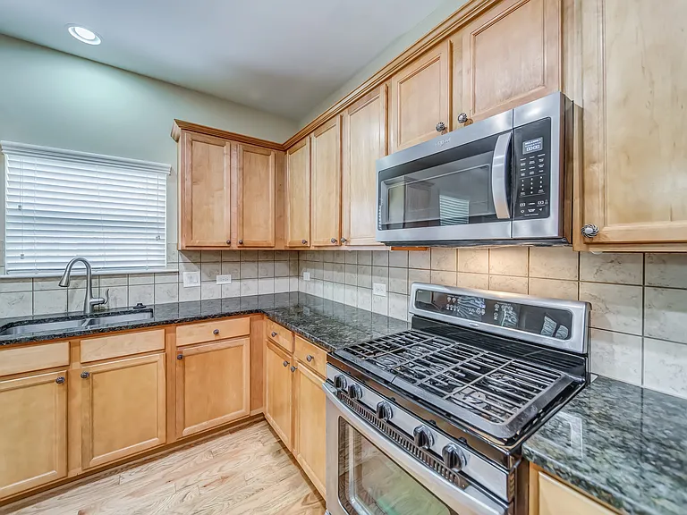 9950 Autry Vue Ln — Photo 6