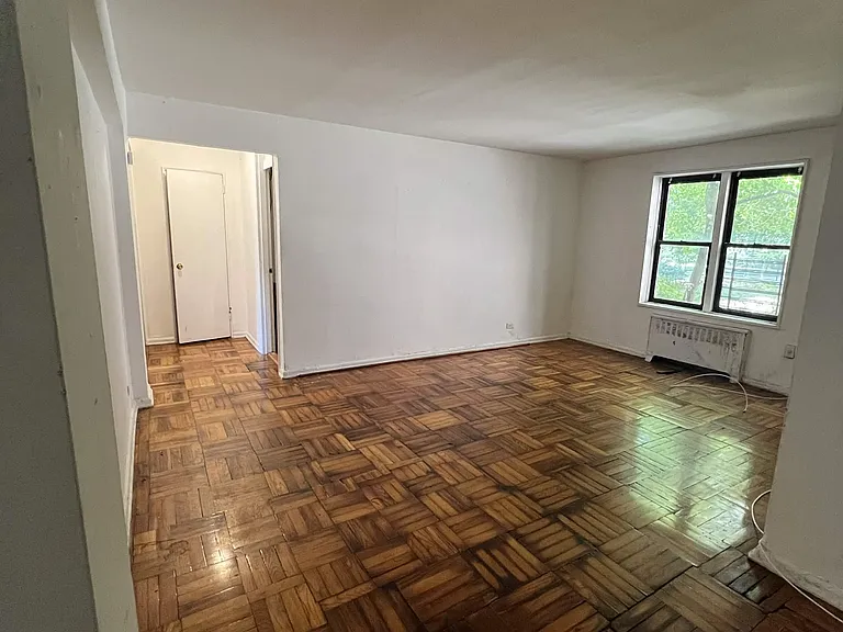 83-46 118th St #4G — Photo 2
