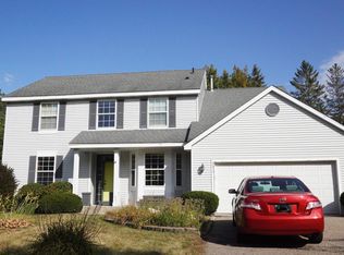 8673 Endicott Trl, Eden Prairie, MN 55347