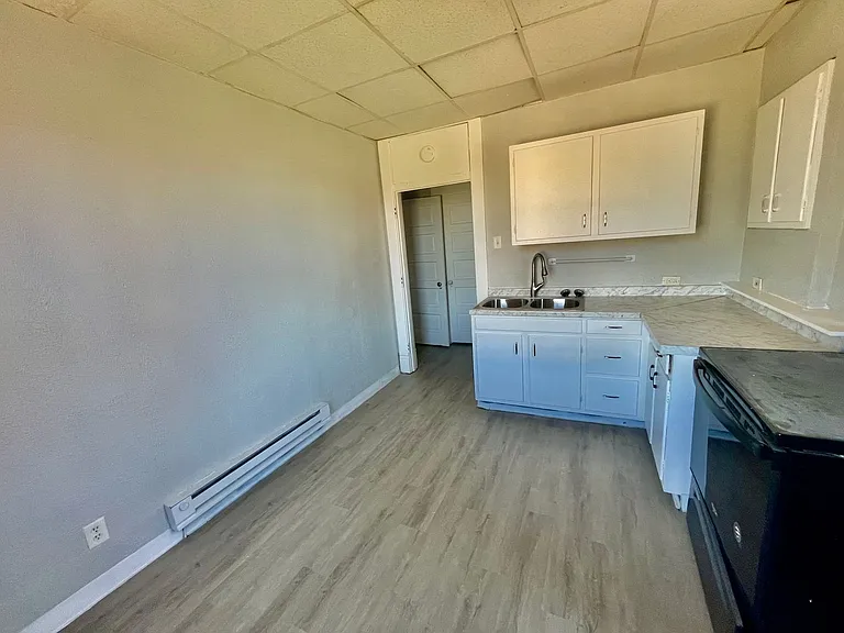 810 Amity Street — Photo 9