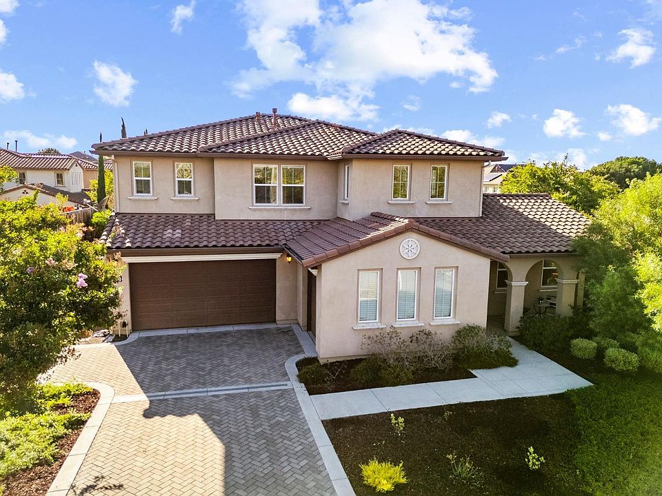 1st image of 4063 Cadwallader Ave