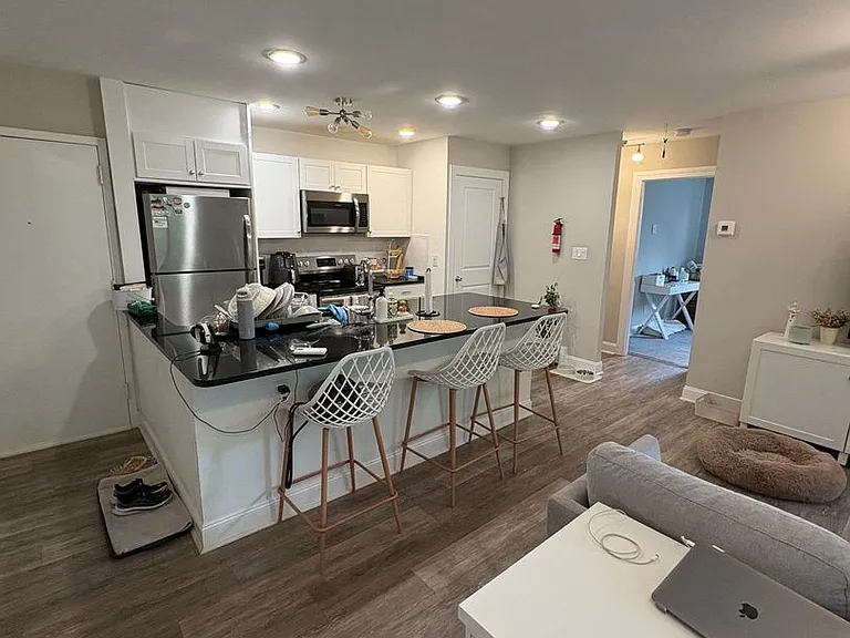 110 Belmont Ave — Photo 6
