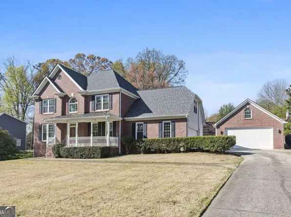 4250 Chatuge Dr, Buford, GA 30519
