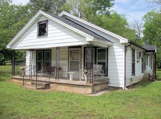 1443 E 19th St, Hopkinsville, KY 42240