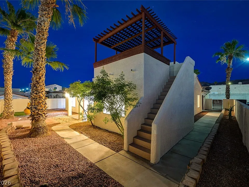 400 Breeze Way