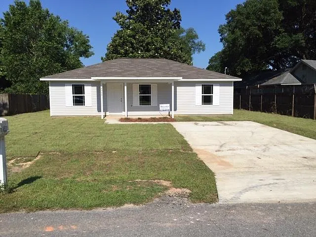 4533 Arcadia St — Photo 2