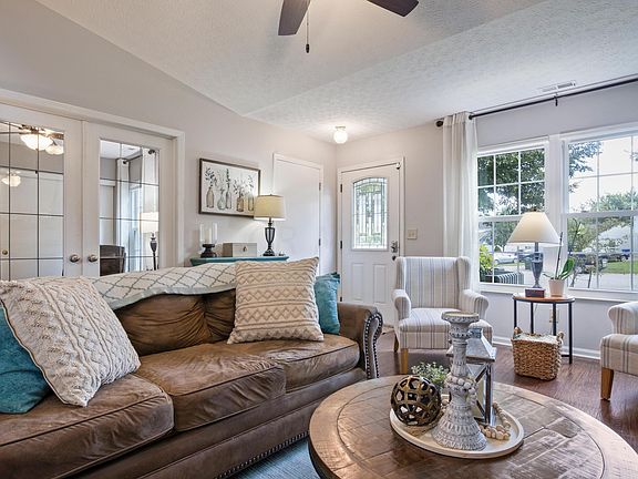 3rd image of 2427 Kittrel Ct