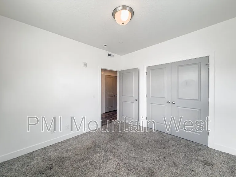 875 S Depot St #B251 — Photo 15