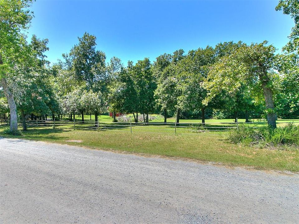 1st image of 10317 Cottonwood Dr #2