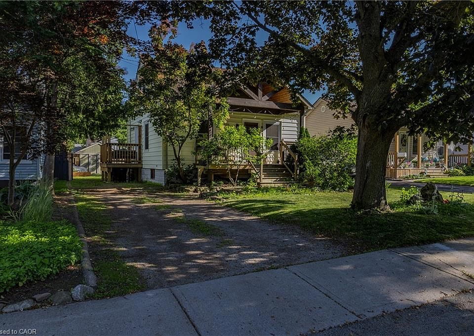 1st image of 15 Spencer Ave
