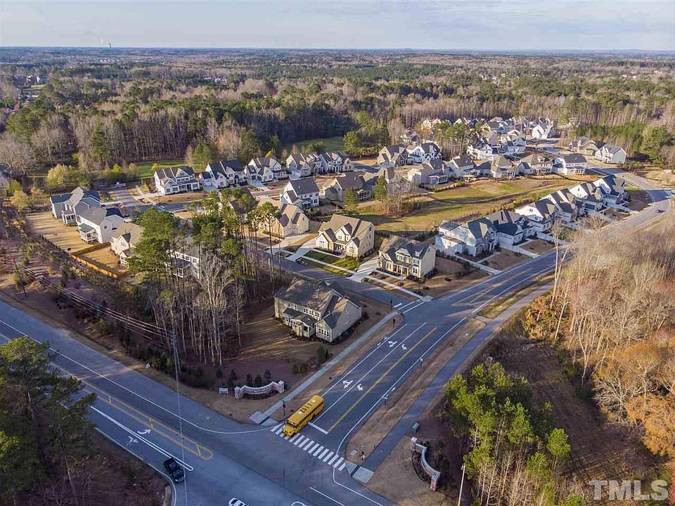 2nd image of 1724 Cooper Bluff Pl