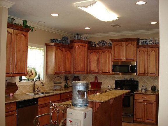 3rd image of 6425 Bayou Crossing Dr