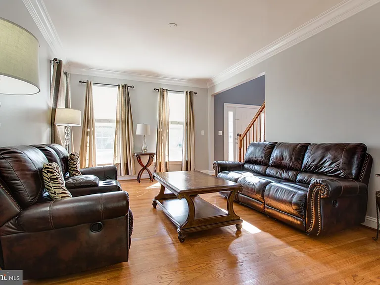 2191 Oak Forest Dr — Photo 12
