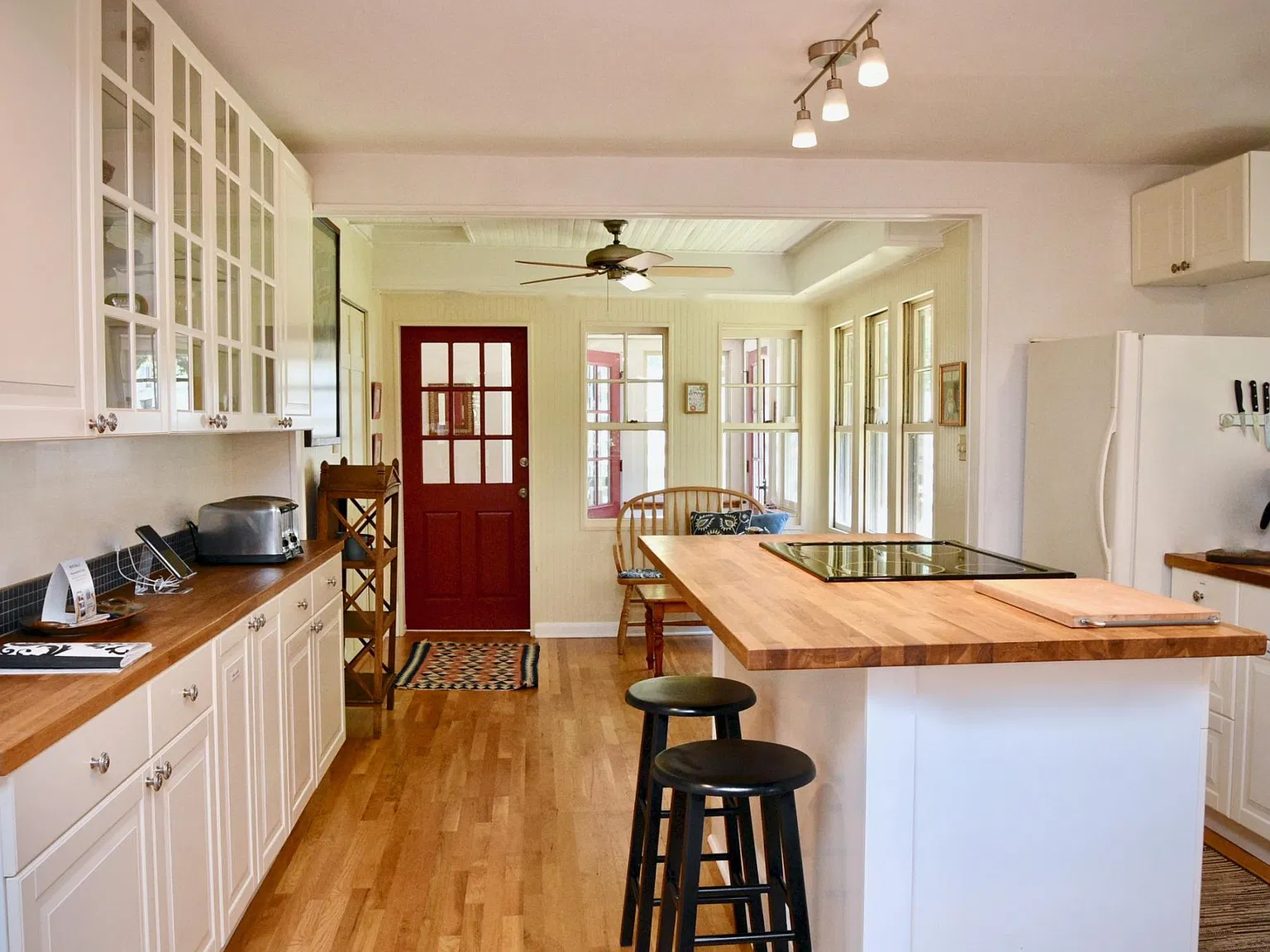 681 Bee Tree Rd — Photo 4