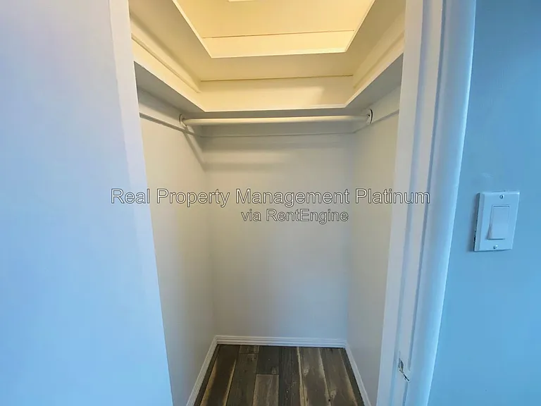 2728 E Gettysburg Ave — Photo 14