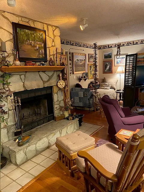 2 bed, 1.5 bath, 1140 sqft, $1,700 — Photo 3