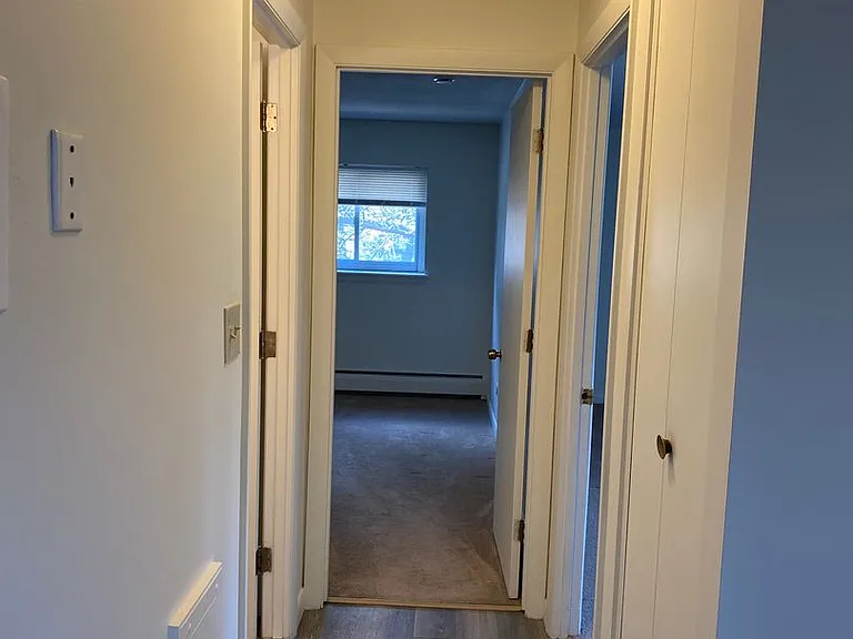 Residences at Riverside — Photo 4