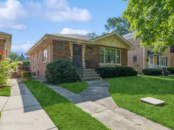 8045 Kolmar Ave, Skokie, IL 60076