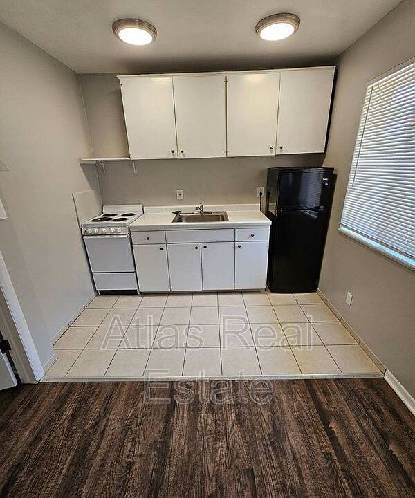 1st image of 2402 E Monument St #2414-D