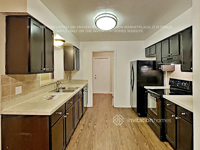 144 Mark David Blvd — Photo 9
