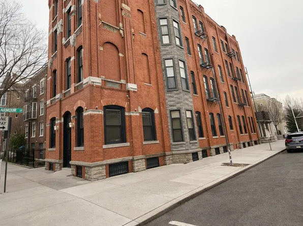 1481 W Erie St APT 2R, Chicago, IL 60642