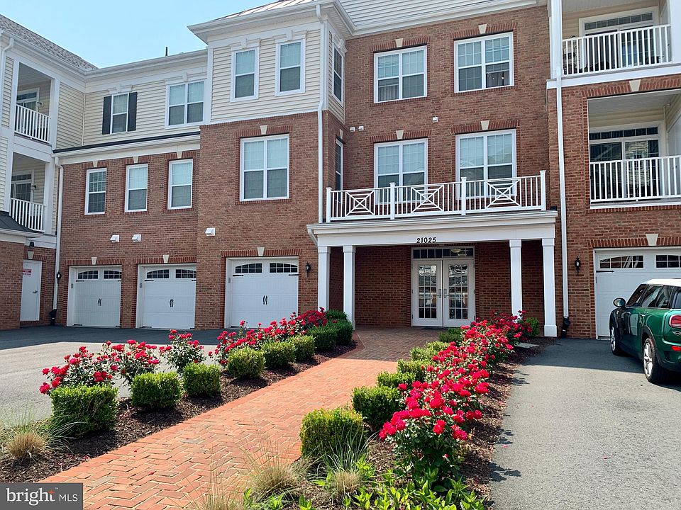 1st image of 21025 Rocky Knoll Sq #305