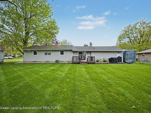 4th image of 15393 Yorkleigh Dr