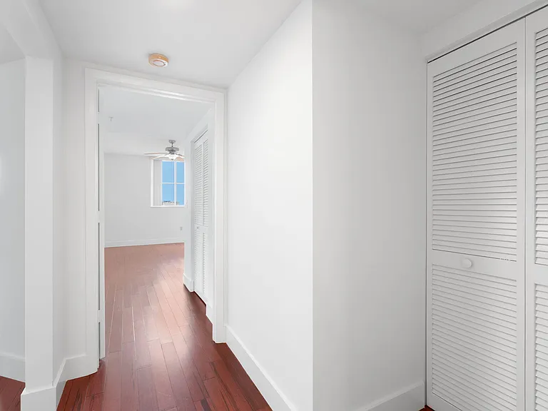 3020 NE 32nd Ave #704 — Photo 12