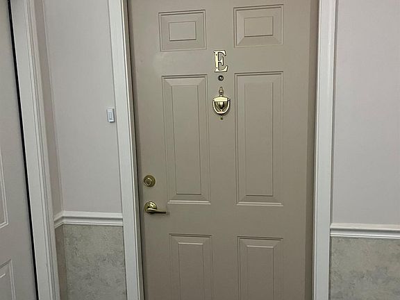 3rd image of 5473 Michelles Oak Ct Unit E