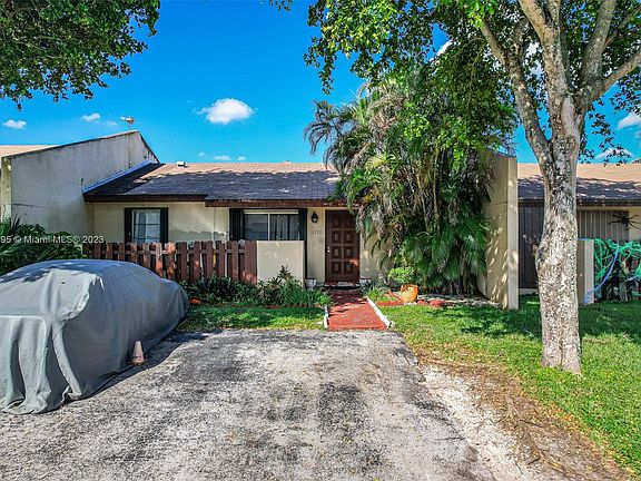 4th image of 11550 SW 122nd Pl #11550