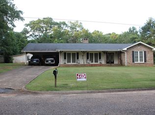 23 Dogwood Dr, Clayton, AL 36016