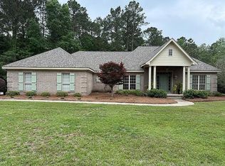 15 Jubilee Point, Hattiesburg, MS 39402