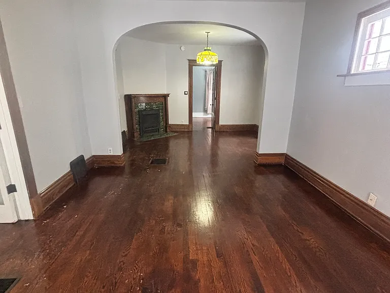609 E Stockbridge Ave #1 — Photo 5