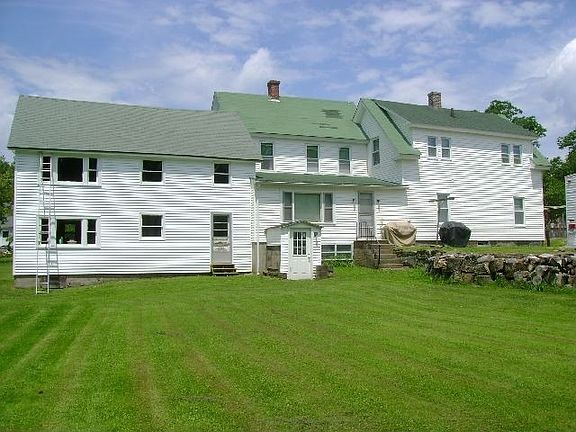 LH Side View and 2 Story Barn