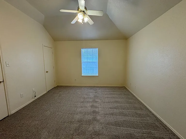 4508 Mattie Dr — Photo 9