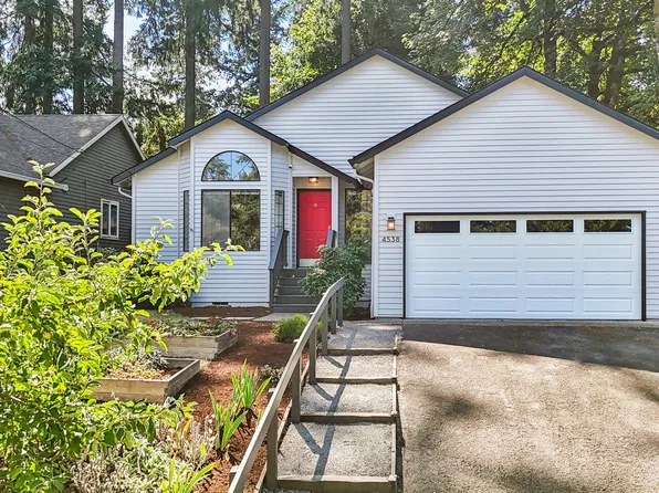 4538 SW Vacuna St, Portland, OR 97219