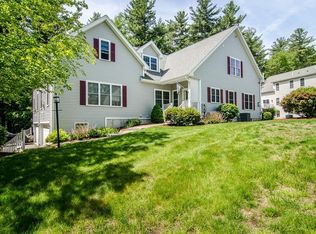 10 Fox Hollow Rd, Atkinson, NH 03811
